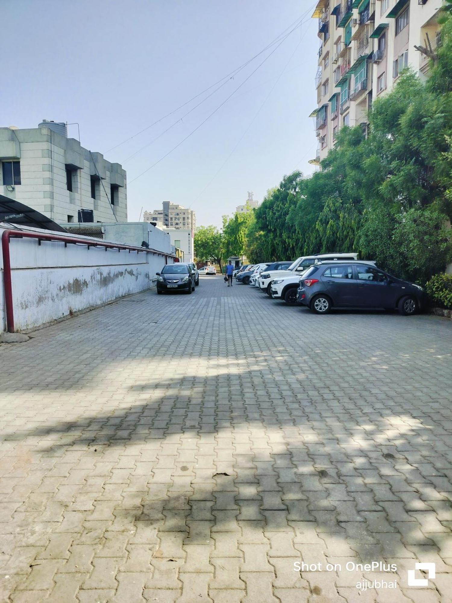 Hotel Sun N Step Club Ahmedabad Exterior foto